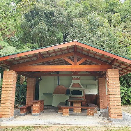 Casa Da Nanna Campos Villa กังโปสดูจอร์เดา ภายนอก รูปภาพ